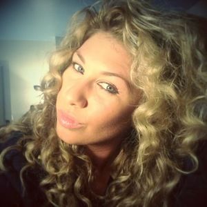 Meet your Posher, Alina